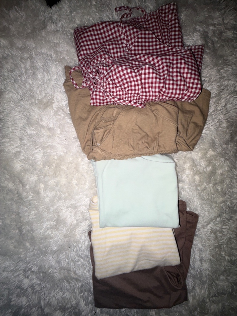 4 tops!
 Abercrombie 
New York & co Lot M/ L women’s tops assorted
